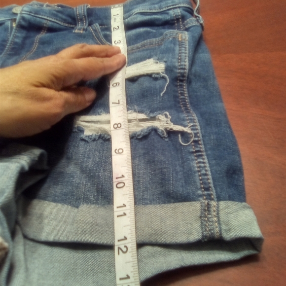 HOLLISTER HIGH RISE SHORT JUNIOR - Picture 8 of 9